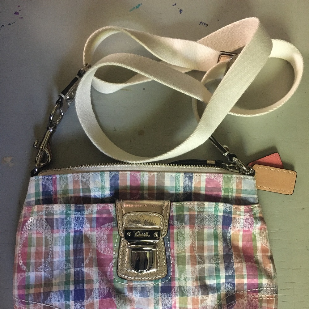 Coach Crossbody Bag - Picture 2 of 3